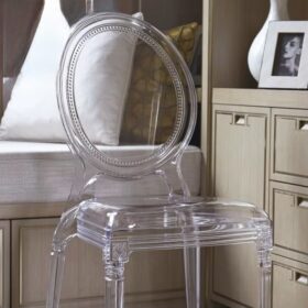 chaise medaillon plexi 2