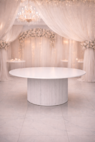Table ronde striée - Blanche Ø150 CM
